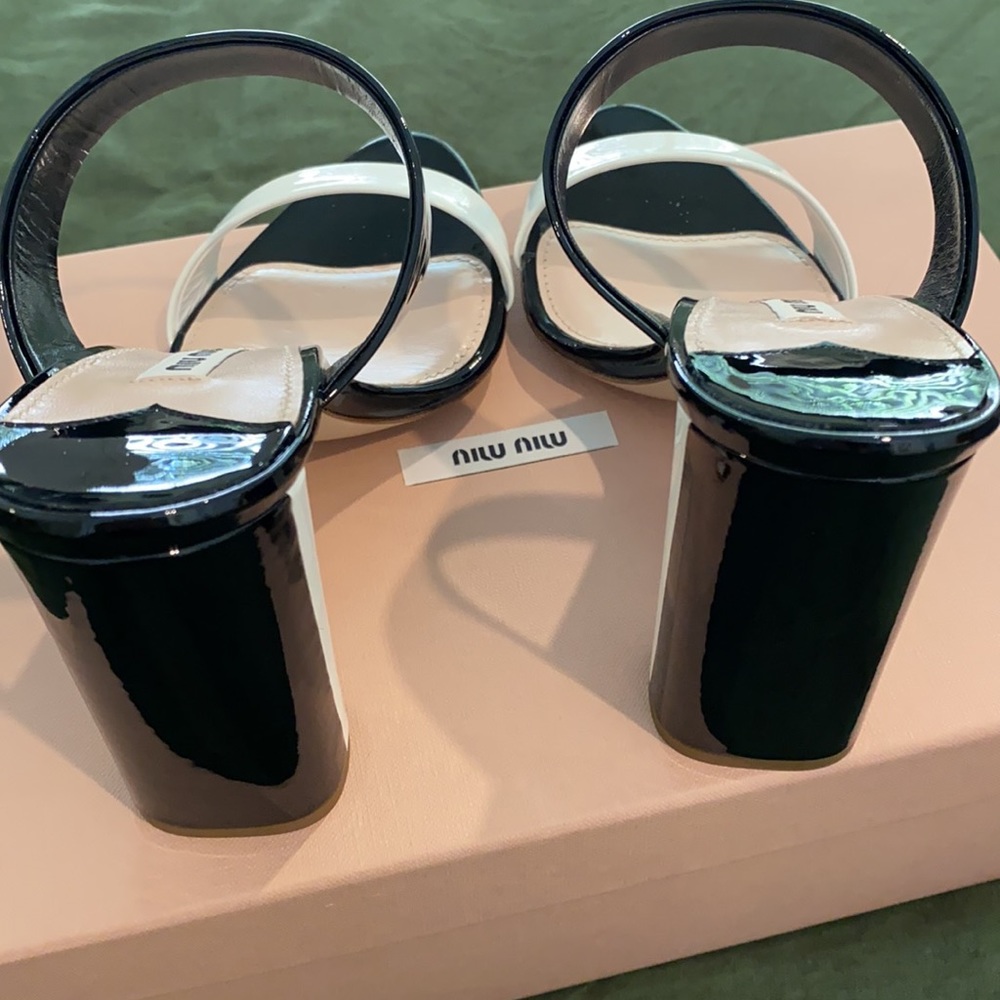 Miu Miu Vernice Bicolour heels BNIB 39 - Picture 6 of 9